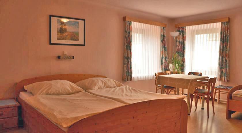 Fruehstueckspension Kammerer Bed & Breakfast Poechlarn Room photo